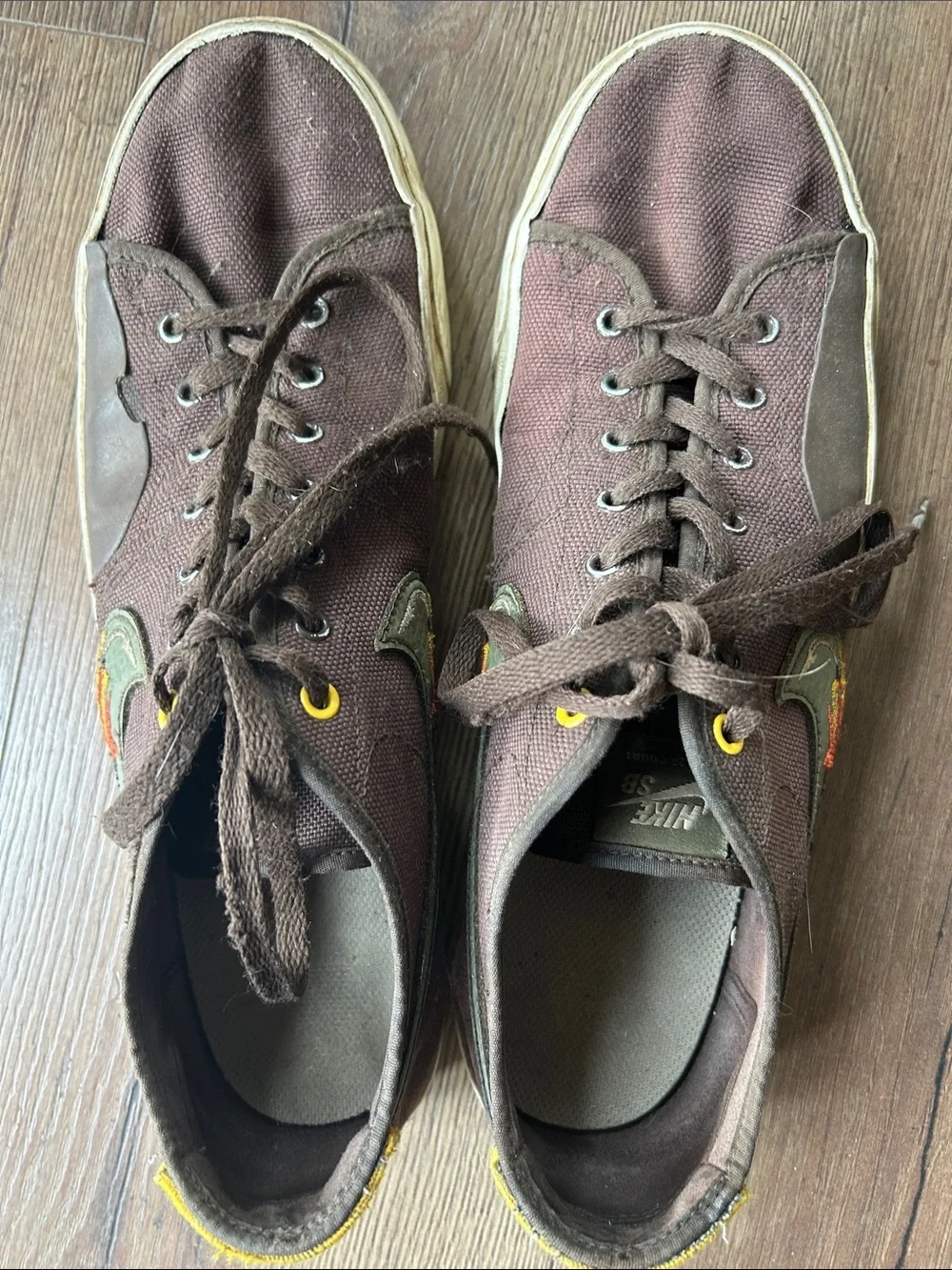 Nike SB Daan Vanderlinden  Brown Canvas Skate Shoes with Olive Accent !! Size 11